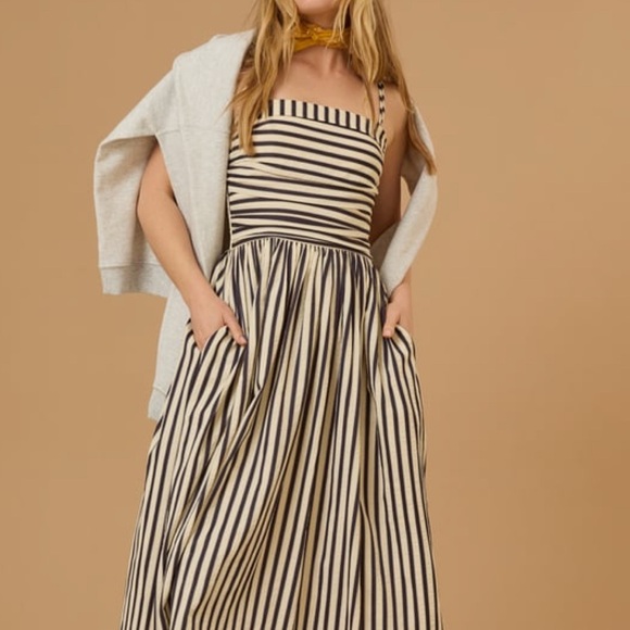 Altar'd State Dresses & Skirts - Altar'd State Black and Cream Strapless Dress